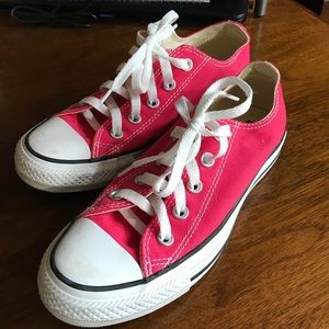 Converse Chuck Taylor All Star Low-Top, size 6